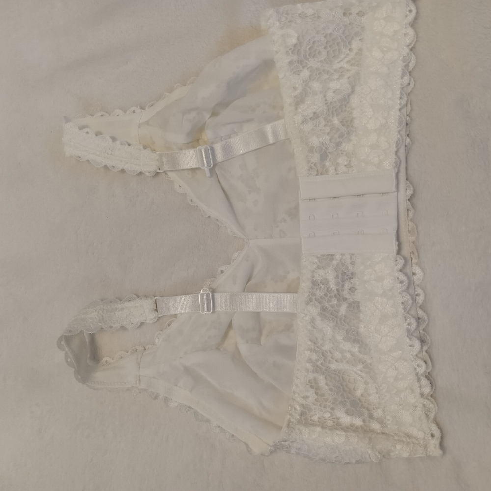 PARFAIT Adriana Bralette, Non-Wired  Supportive Lace Bralette - Picture 4 of 9